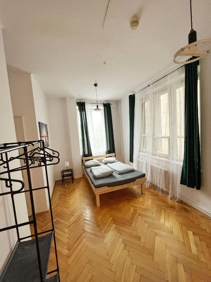 Nice View Rooms In Old Town Krakow Exterior photo