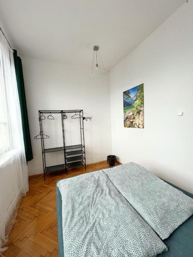 Nice View Rooms In Old Town Krakow Exterior photo