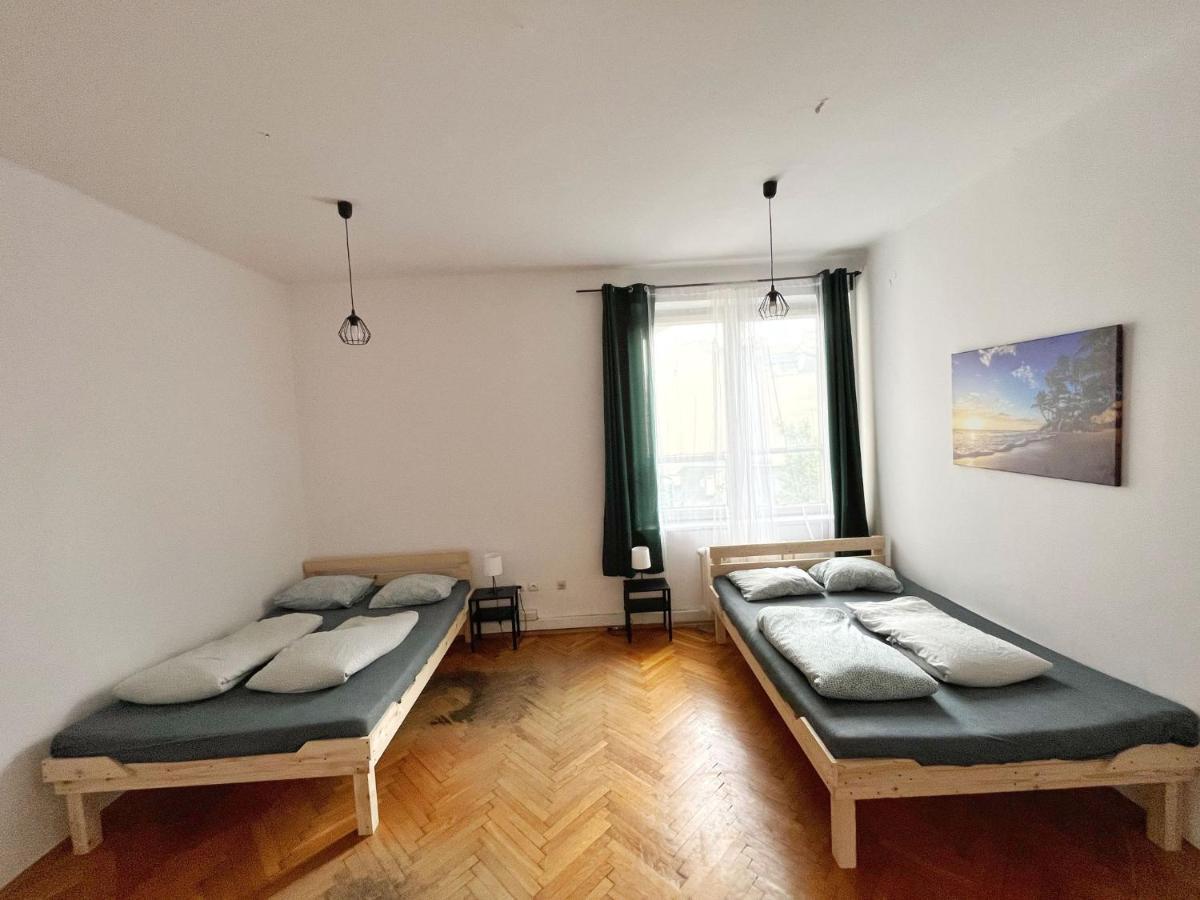 Nice View Rooms In Old Town Krakow Exterior photo